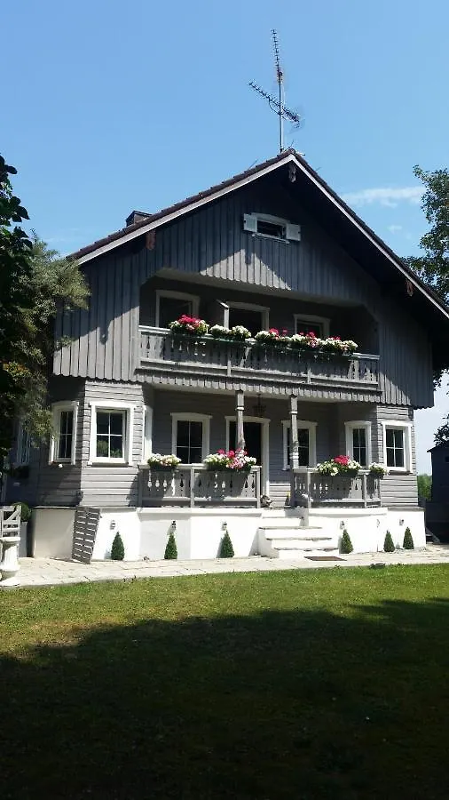Haus Sonnenblick- Apartments Starnberg 0*,